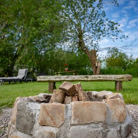 Tiny House Au Coeur Du Marais 샬레