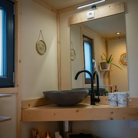 Tiny House Avec Jacuzzi En Option Au Coeur Du Marais Horská chata