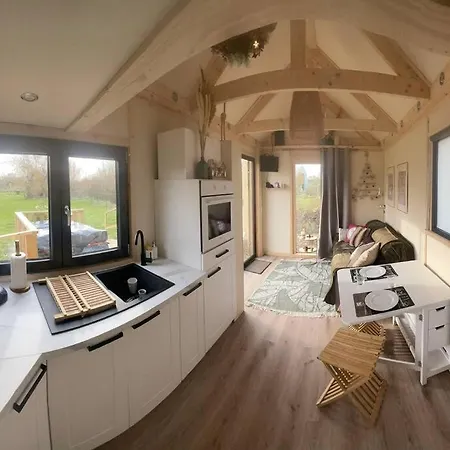 Tiny House Avec Jacuzzi En Option Au Coeur Du Marais