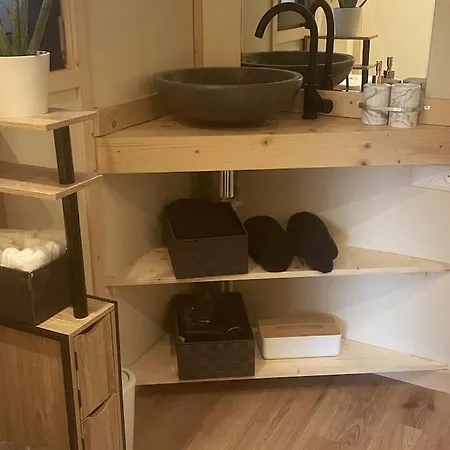 Tiny House Au Coeur Du Marais 생토메르